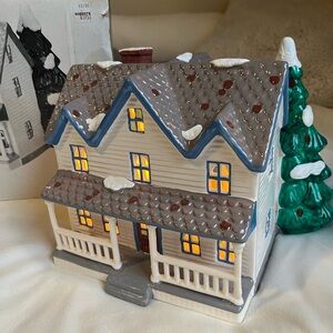 Dept 56 Original Snow Village - Farm House With Tree #50890 Christmas
